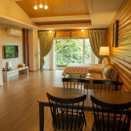 Green Narae Pension Сеогвипо Екстериор снимка