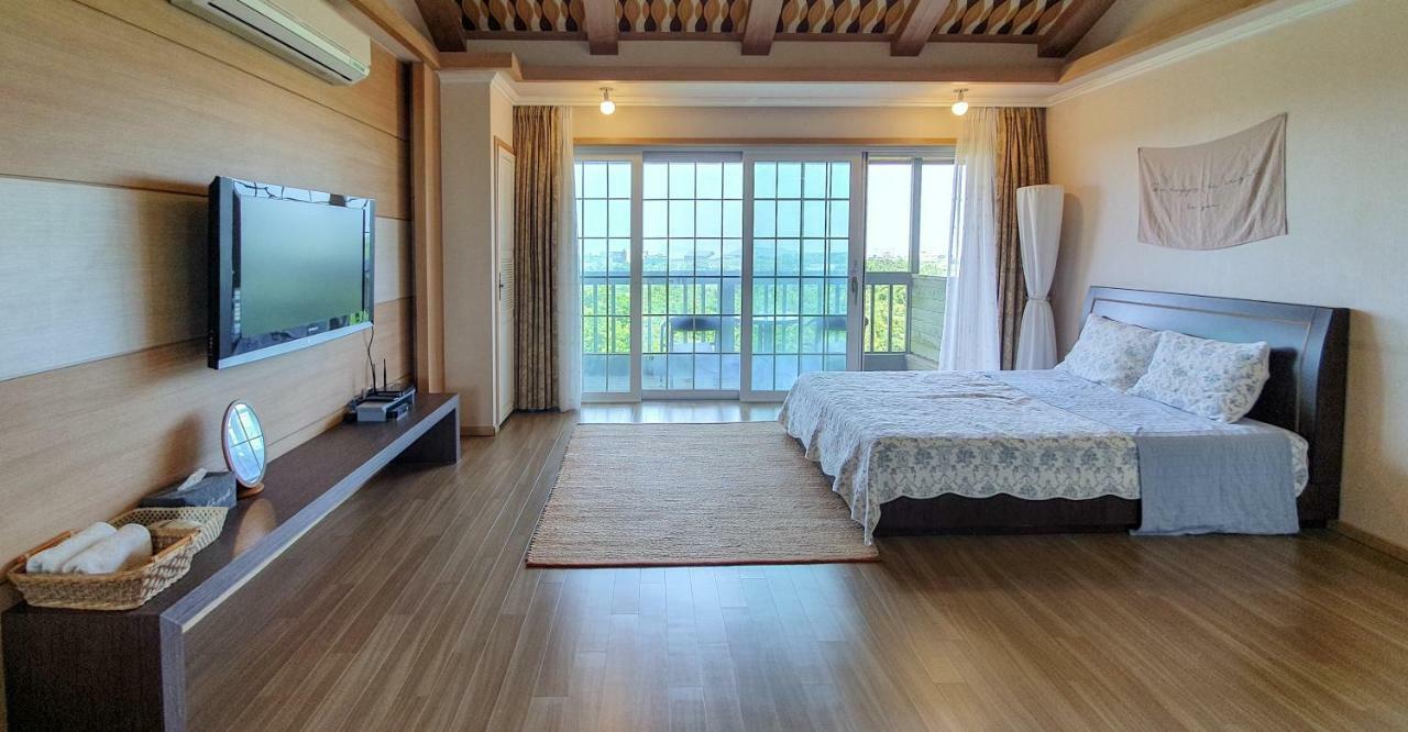 Green Narae Pension Сеогвипо Екстериор снимка